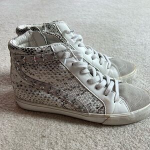 Women’s size 8.5 Vintage Havanas